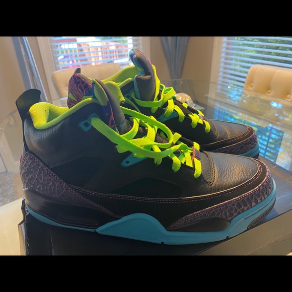 Jordan’s Barely worn and never worn